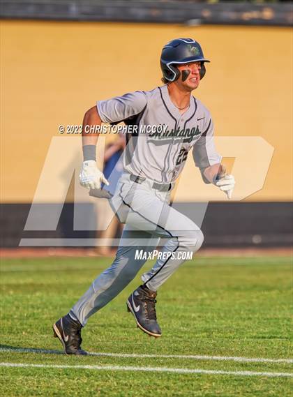 Thumbnail 2 in Lakewood Ranch vs. Plant (FHSAA 7A Regional Semifinal) photogallery.