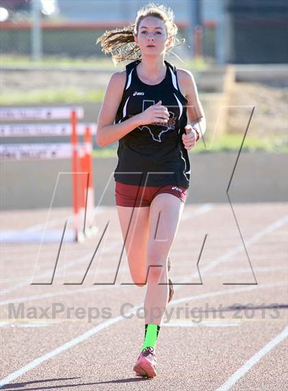 Thumbnail 2 in Uvalde 29 4A District Cross Country Meet photogallery.
