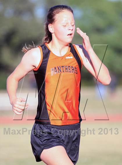Thumbnail 3 in Uvalde 29 4A District Cross Country Meet photogallery.