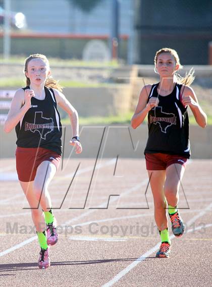 Thumbnail 1 in Uvalde 29 4A District Cross Country Meet photogallery.