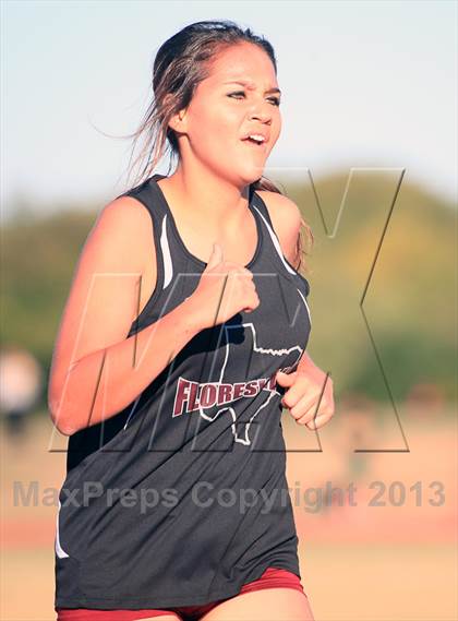 Thumbnail 1 in Uvalde 29 4A District Cross Country Meet photogallery.
