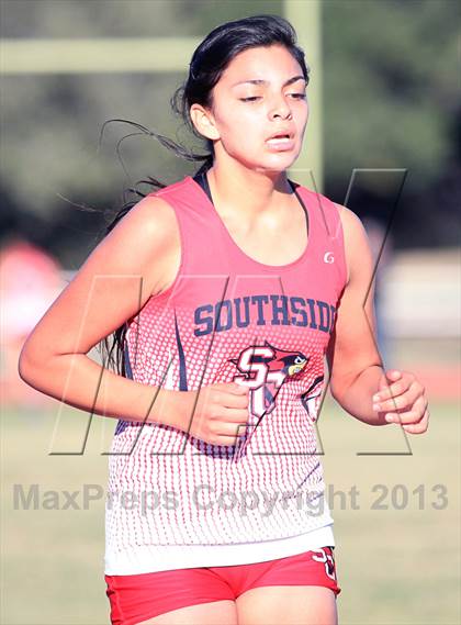 Thumbnail 1 in Uvalde 29 4A District Cross Country Meet photogallery.