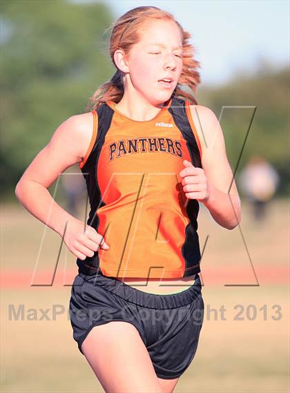 Thumbnail 3 in Uvalde 29 4A District Cross Country Meet photogallery.