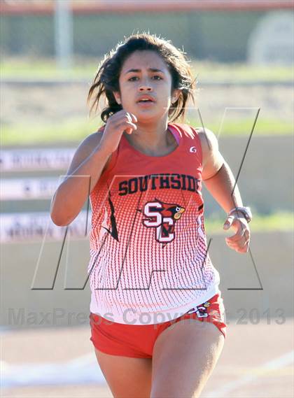 Thumbnail 1 in Uvalde 29 4A District Cross Country Meet photogallery.