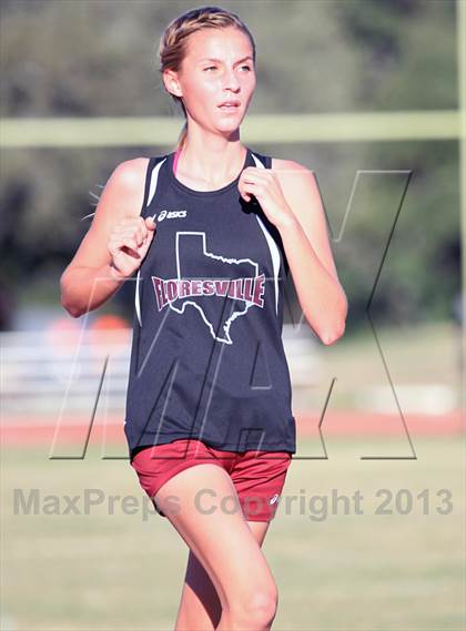 Thumbnail 3 in Uvalde 29 4A District Cross Country Meet photogallery.