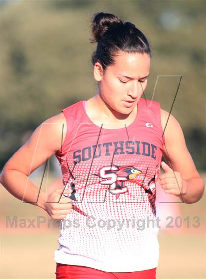 Thumbnail 3 in Uvalde 29 4A District Cross Country Meet photogallery.