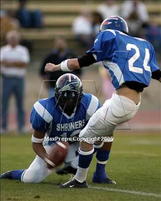 Thumbnail 2 in 2005 So Cal Shrine Game photogallery.
