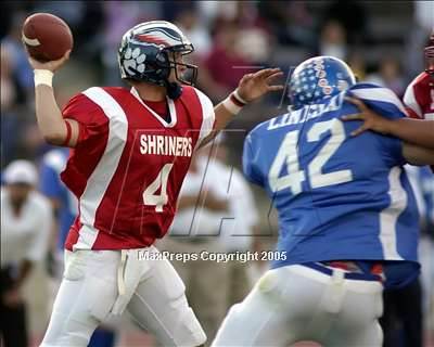 Thumbnail 1 in 2005 So Cal Shrine Game photogallery.