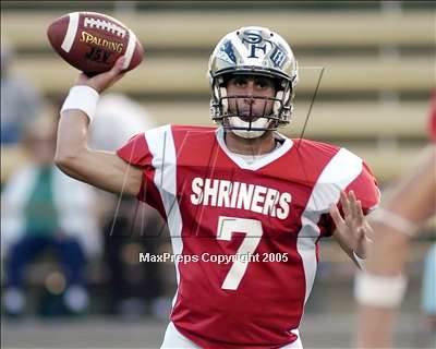 Thumbnail 1 in 2005 So Cal Shrine Game photogallery.