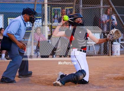Thumbnail 2 in Royal vs. Simi High photogallery.
