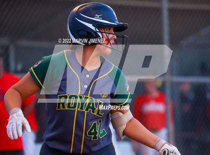 Thumbnail 1 in Royal vs. Simi High photogallery.