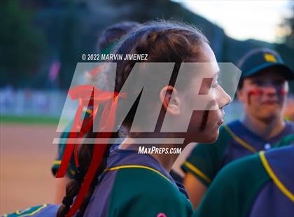 Thumbnail 2 in Royal vs. Simi High photogallery.
