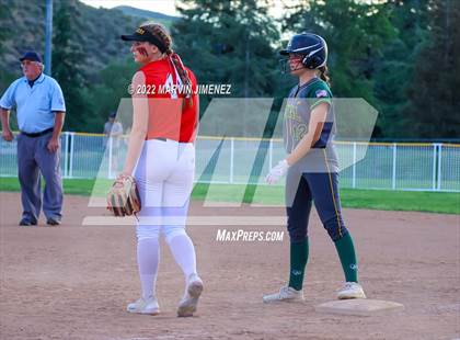 Thumbnail 1 in Royal vs. Simi High photogallery.
