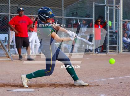 Thumbnail 2 in Royal vs. Simi High photogallery.