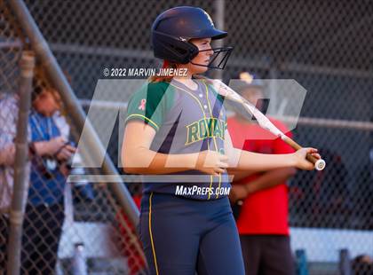 Thumbnail 2 in Royal vs. Simi High photogallery.