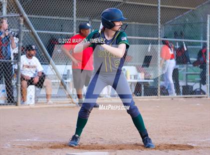 Thumbnail 2 in Royal vs. Simi High photogallery.