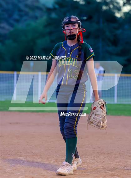 Thumbnail 1 in Royal vs. Simi High photogallery.