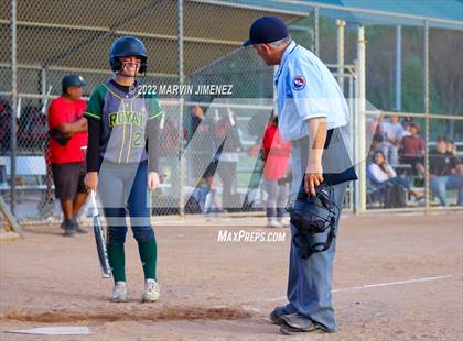 Thumbnail 2 in Royal vs. Simi High photogallery.