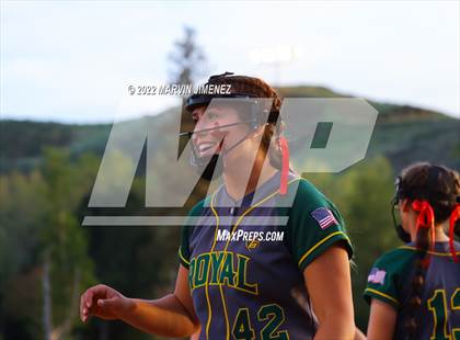 Thumbnail 1 in Royal vs. Simi High photogallery.