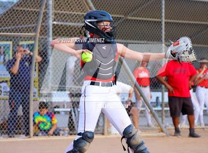 Thumbnail 2 in Royal vs. Simi High photogallery.