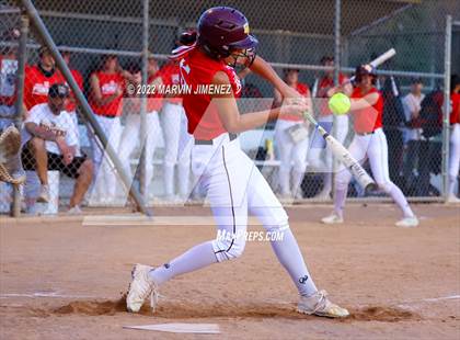 Thumbnail 3 in Royal vs. Simi High photogallery.