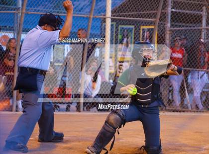 Thumbnail 3 in Royal vs. Simi High photogallery.