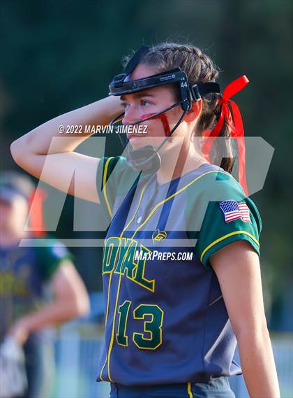 Thumbnail 2 in Royal vs. Simi High photogallery.