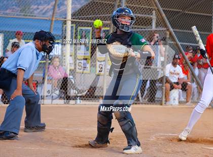 Thumbnail 3 in Royal vs. Simi High photogallery.
