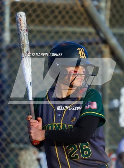 Thumbnail 3 in Royal vs. Simi High photogallery.