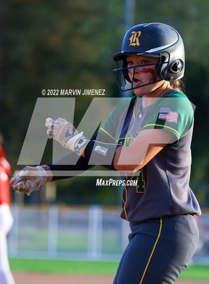 Thumbnail 3 in Royal vs. Simi High photogallery.