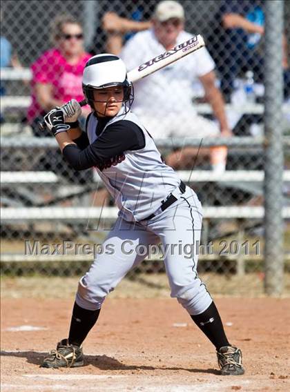 Thumbnail 2 in Columbia vs Lamar Consolidated (First Capitol Classic) photogallery.