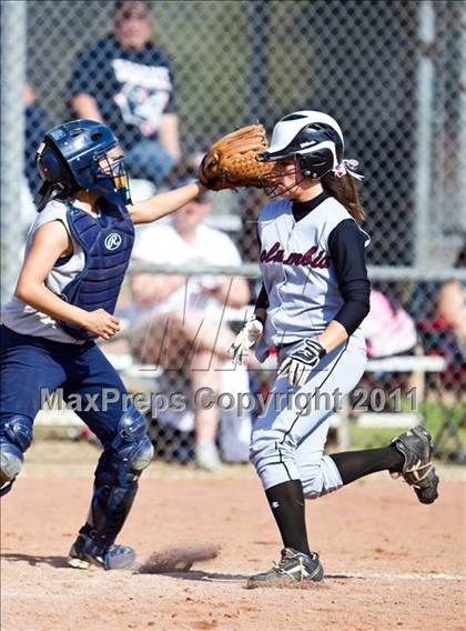 Thumbnail 2 in Columbia vs Lamar Consolidated (First Capitol Classic) photogallery.