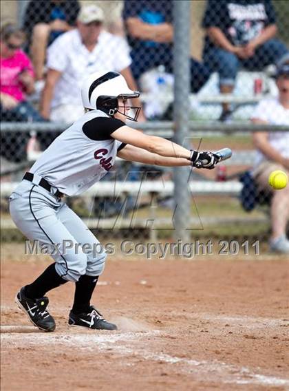 Thumbnail 2 in Columbia vs Lamar Consolidated (First Capitol Classic) photogallery.