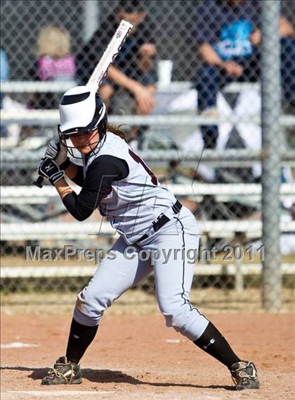 Thumbnail 2 in Columbia vs Lamar Consolidated (First Capitol Classic) photogallery.