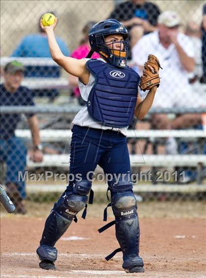 Thumbnail 1 in Columbia vs Lamar Consolidated (First Capitol Classic) photogallery.