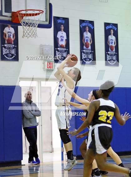 Thumbnail 1 in Sterling Heights @ Utica Eisenhower photogallery.