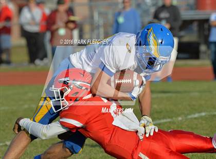 Thumbnail 2 in Paulsboro vs. Pennsville Memorial (NJSIAA South Jersey Group 1 Semifinal) photogallery.