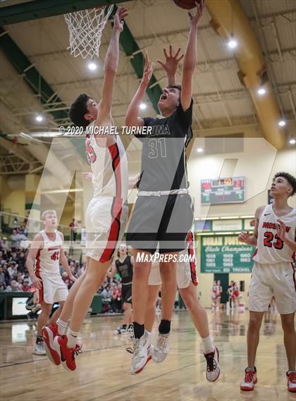 Thumbnail 3 in Kuna vs. Moscow (4A Semi-Final) photogallery.