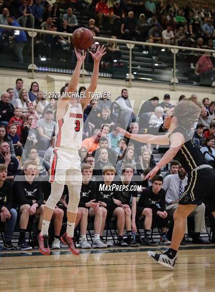 Thumbnail 3 in Kuna vs. Moscow (4A Semi-Final) photogallery.