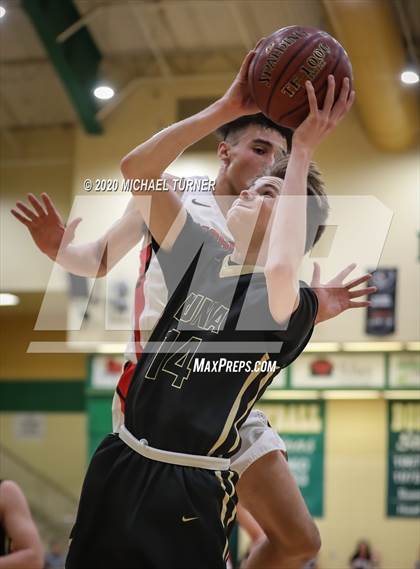 Thumbnail 2 in Kuna vs. Moscow (4A Semi-Final) photogallery.