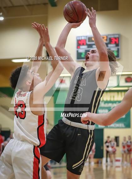 Thumbnail 2 in Kuna vs. Moscow (4A Semi-Final) photogallery.