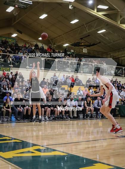 Thumbnail 1 in Kuna vs. Moscow (4A Semi-Final) photogallery.