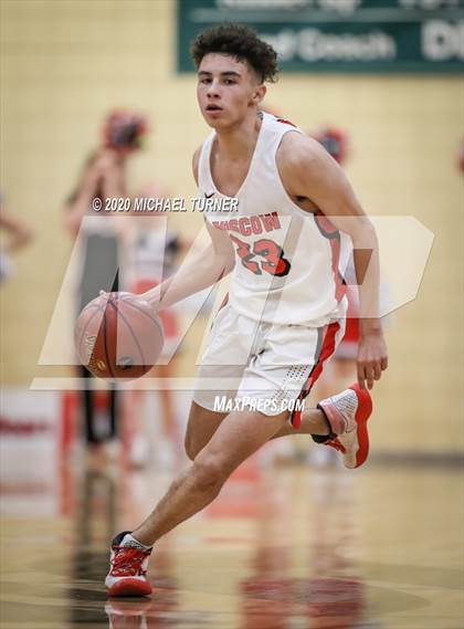 Thumbnail 2 in Kuna vs. Moscow (4A Semi-Final) photogallery.