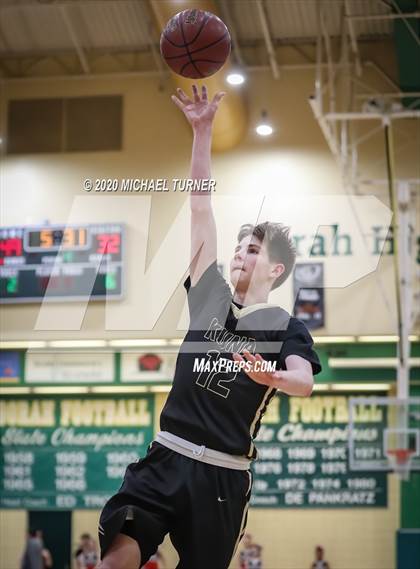 Thumbnail 1 in Kuna vs. Moscow (4A Semi-Final) photogallery.