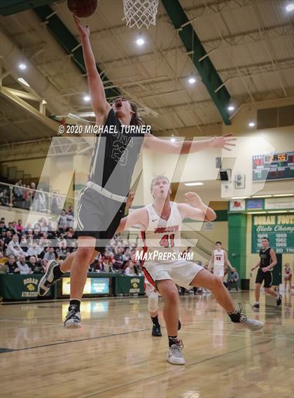 Thumbnail 3 in Kuna vs. Moscow (4A Semi-Final) photogallery.