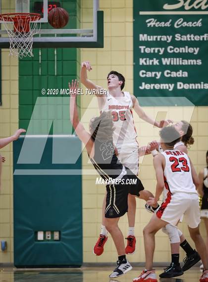 Thumbnail 1 in Kuna vs. Moscow (4A Semi-Final) photogallery.