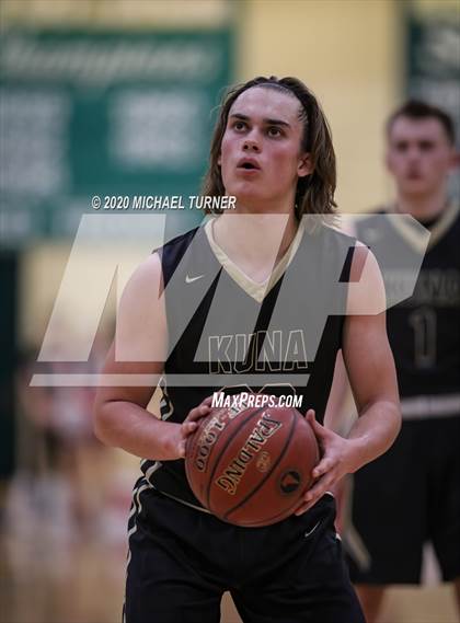 Thumbnail 1 in Kuna vs. Moscow (4A Semi-Final) photogallery.