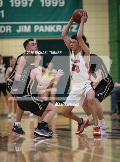 Thumbnail 2 in Kuna vs. Moscow (4A Semi-Final) photogallery.