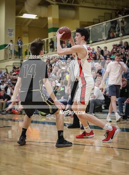 Thumbnail 1 in Kuna vs. Moscow (4A Semi-Final) photogallery.
