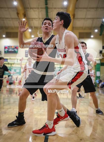Thumbnail 2 in Kuna vs. Moscow (4A Semi-Final) photogallery.
